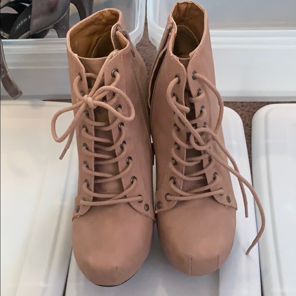 Charge Russe boots